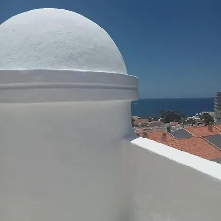 - Sleeps 4 - Jacuzzi - Terrace - Pool Playa Feñabe