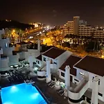 - Sleeps 4 - Jacuzzi - Terrace - Pool Apartment Costa Adeje (Tenerife)