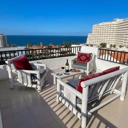 - Sleeps 4 - Jacuzzi - Terrace - Pool * Costa Adeje (Tenerife)