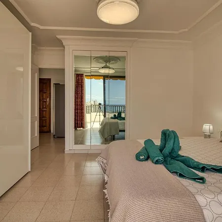 Apartment Lovely 2-bed & Jacuzzi Terrace & Pool Playa Fanabe