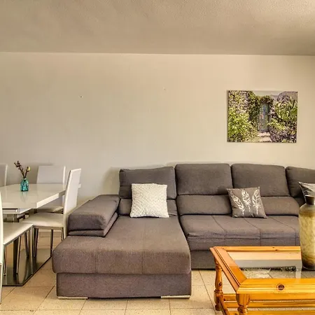 Penthous 2 Bed Room - Jacuzzi - Terrace - Pool *