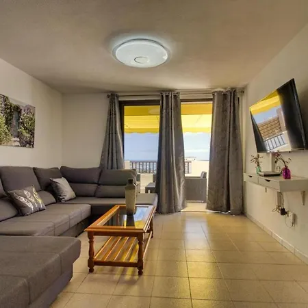 Penthous 2 Bed - Jacuzzi - Terrace - Pool *