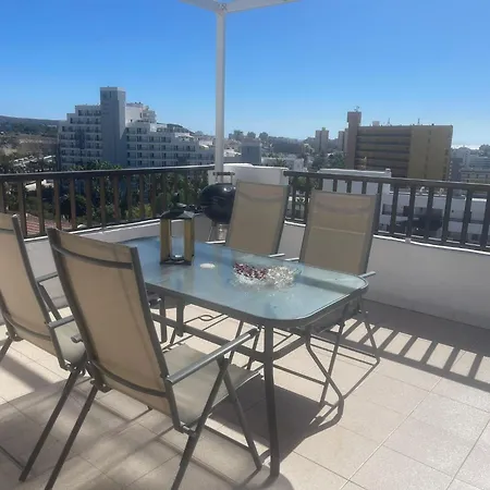 - Sleeps 4 - Jacuzzi - Terrace - Pool Playa Feñabe