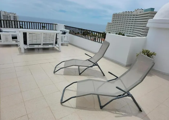 Διαμέρισμα - Sleeps 4 - Jacuzzi - Terrace - Pool