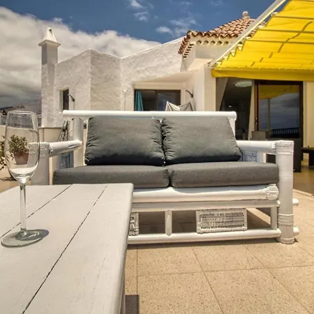 - Sleeps 4 - Jacuzzi - Terrace - Pool * Costa Adeje (Tenerife)