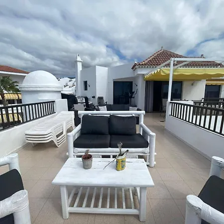 Lägenhet - Sleeps 4 - Jacuzzi - Terrace - Pool *